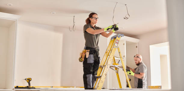 Best Outdoor Lighting Installation  in Kaukauna, WI